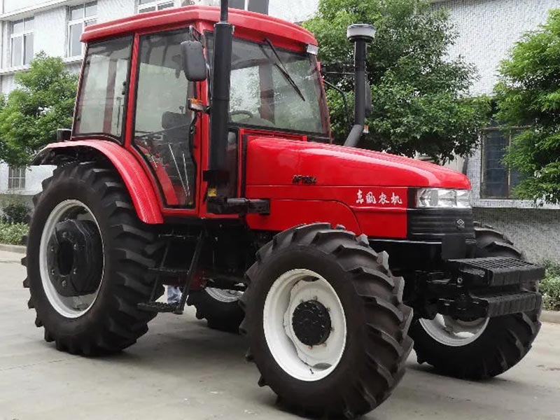 Four Wheel Drive Tractor